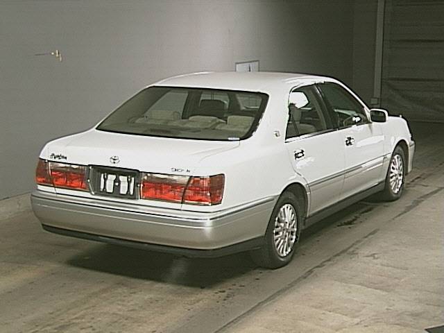 2000 Toyota Crown