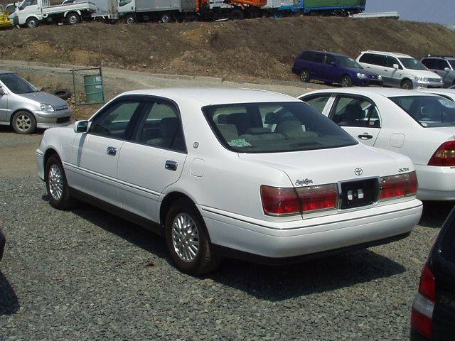 2000 Toyota Crown