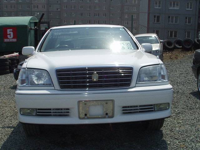 2000 Toyota Crown