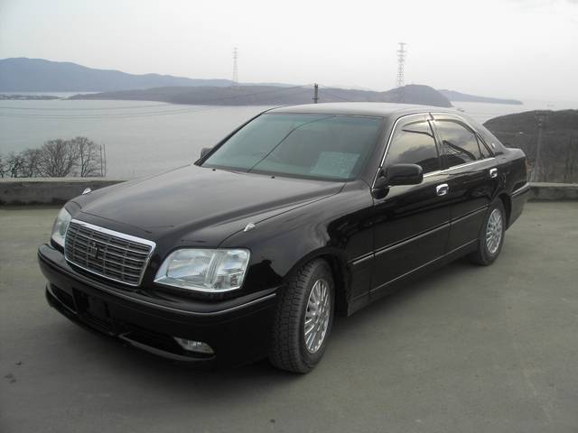 2000 Toyota Crown