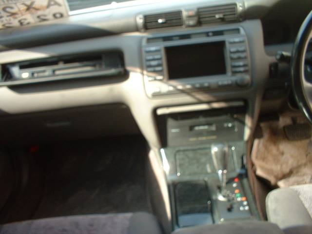 2000 Toyota Crown