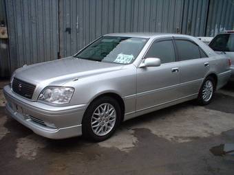 2000 Toyota Crown