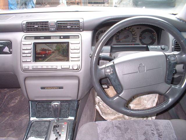 2000 Toyota Crown