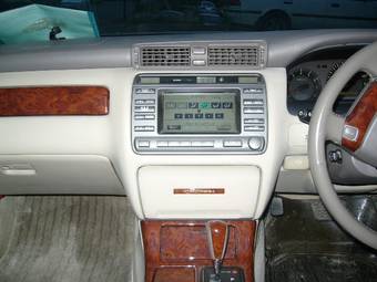 2000 Crown