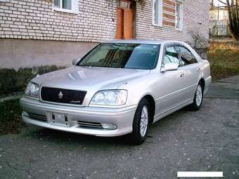 2000 Toyota Crown