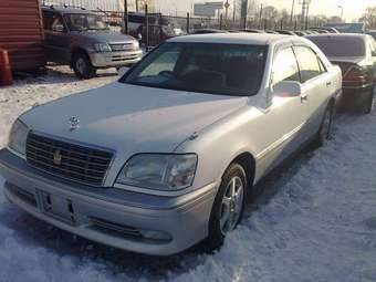 2000 Toyota Crown