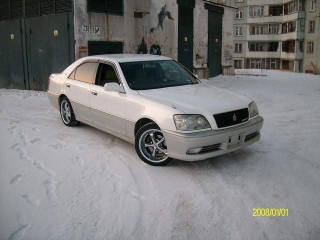 2000 Toyota Crown