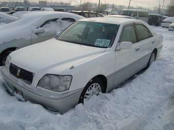 2000 Toyota Crown