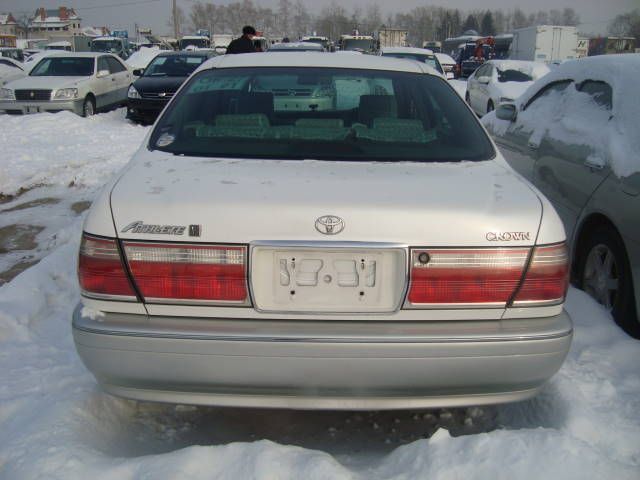 2000 Toyota Crown