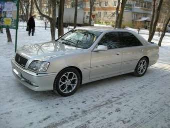 2000 Toyota Crown