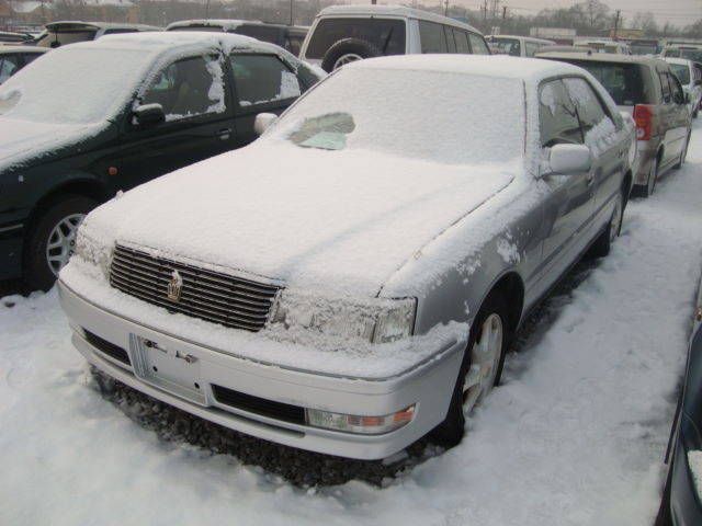 2000 Toyota Crown