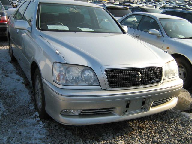 2000 Toyota Crown