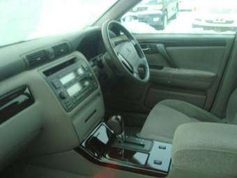 2000 Crown