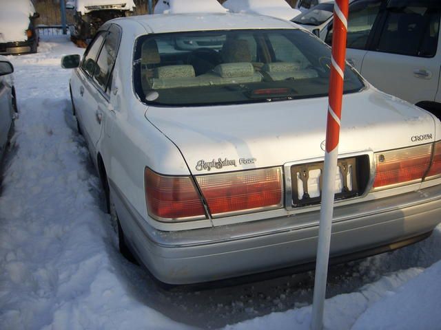 2000 Toyota Crown