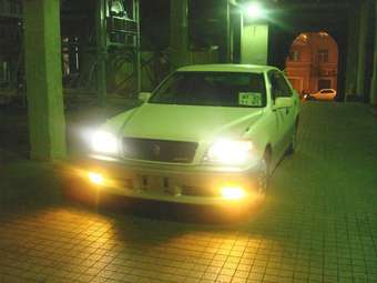 2000 Toyota Crown