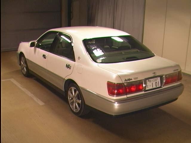 2000 Toyota Crown