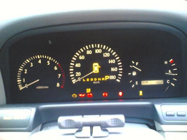2000 Toyota Crown