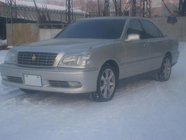 2000 Toyota Crown