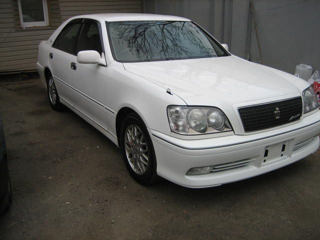 2000 Toyota Crown