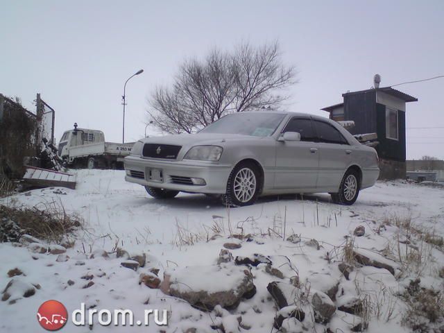 2000 Toyota Crown