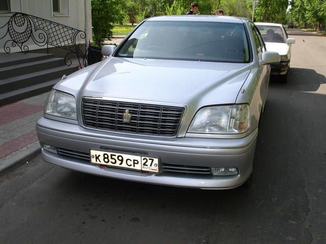 2000 Toyota Crown