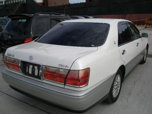 2000 Toyota Crown