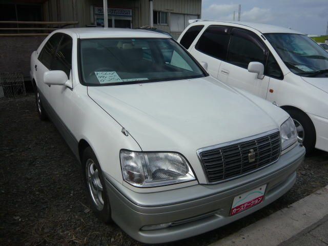 2000 Toyota Crown