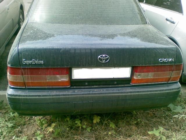 2000 Toyota Crown