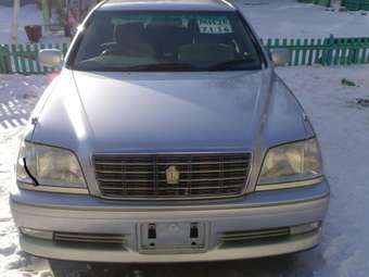 2000 Toyota Crown