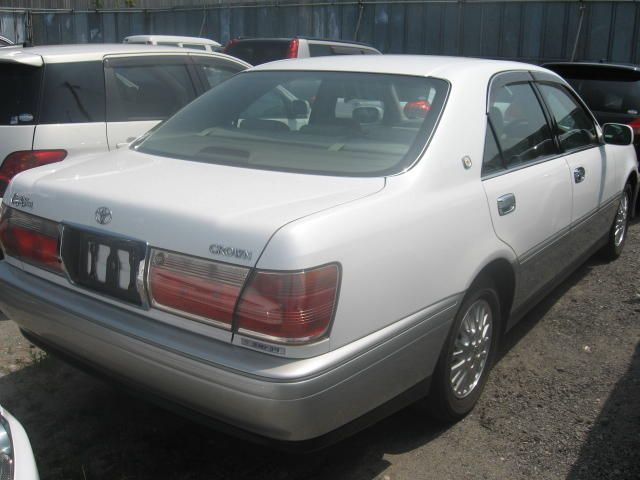 2000 Toyota Crown