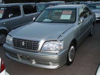 2000 Toyota Crown