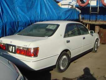 2000 Toyota Crown