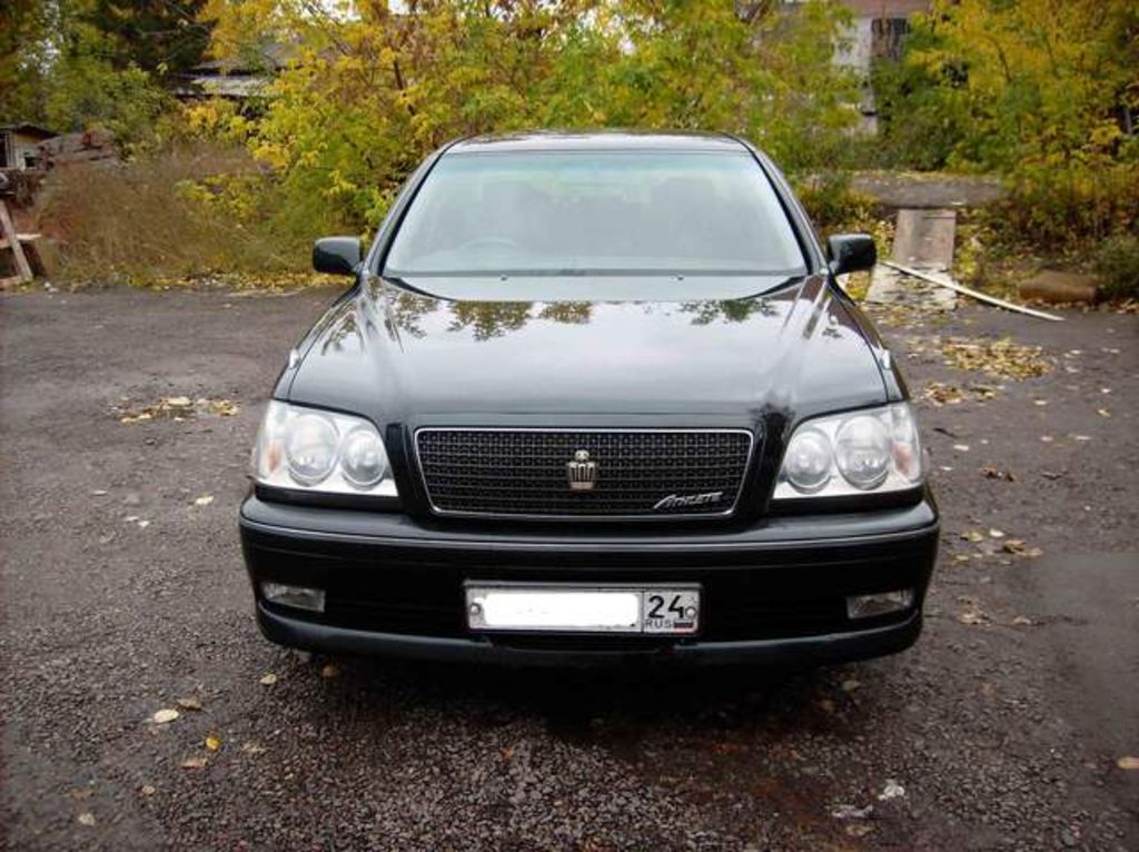 2000 Toyota Crown