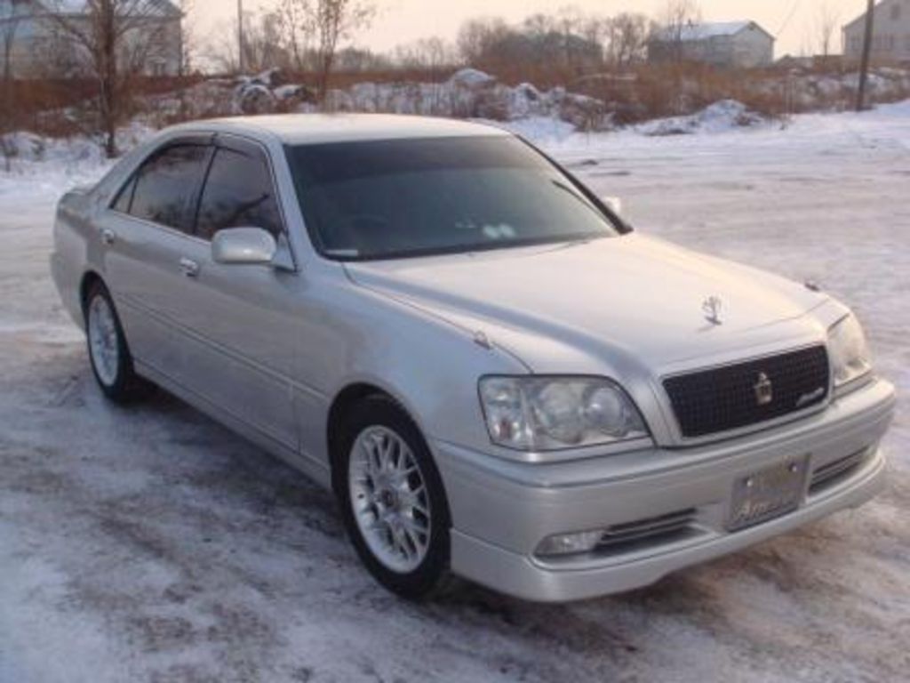 2000 Toyota Crown