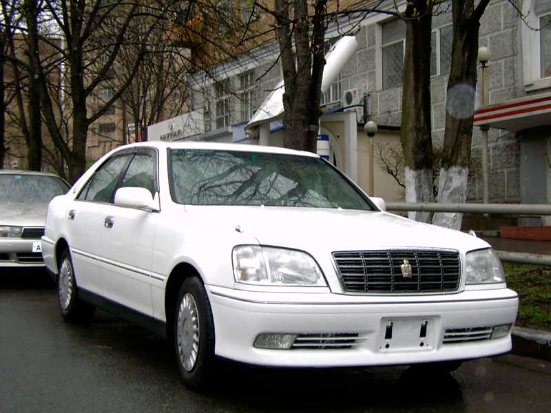 2001 Toyota Crown