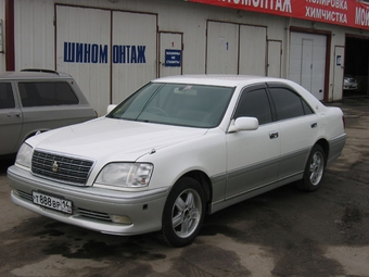 2001 Toyota Crown