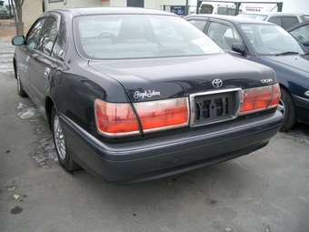 2001 Crown