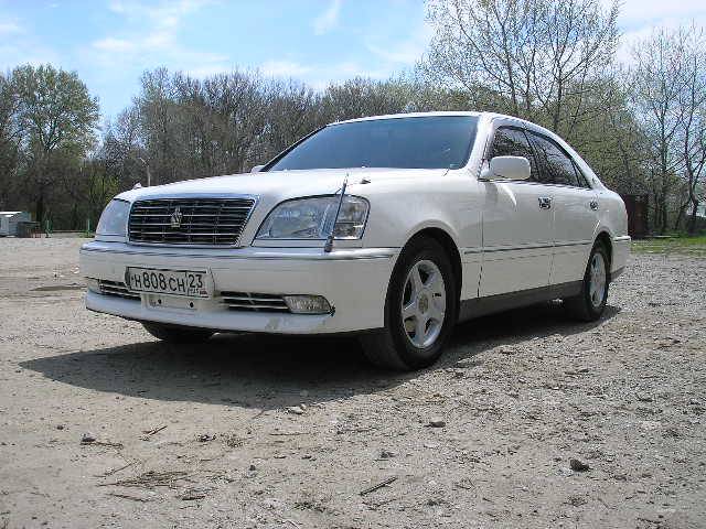 2001 Toyota Crown