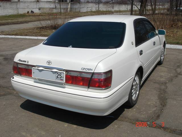 2001 Toyota Crown