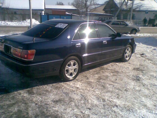 2001 Toyota Crown