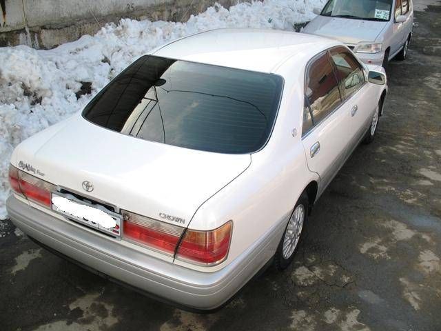 2001 Toyota Crown
