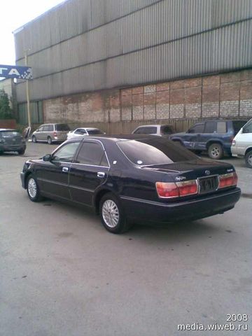 2001 Toyota Crown