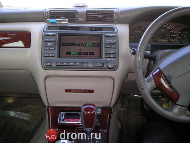 2001 Toyota Crown