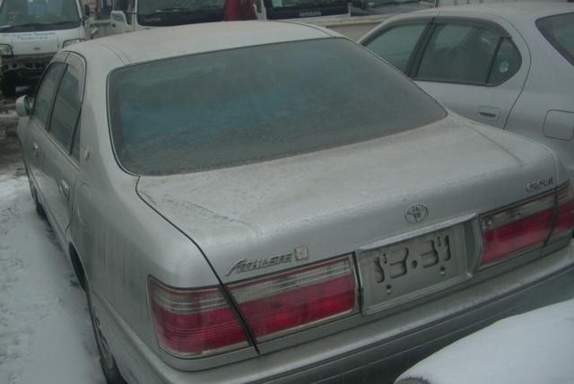 2001 Toyota Crown