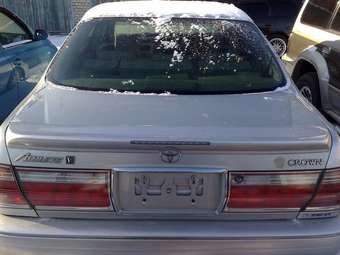 2001 Toyota Crown