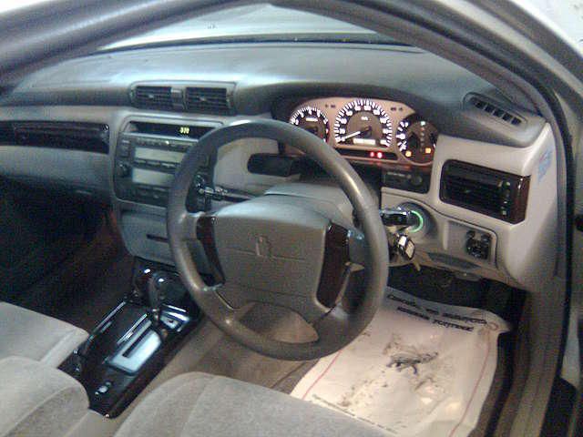 2001 Toyota Crown