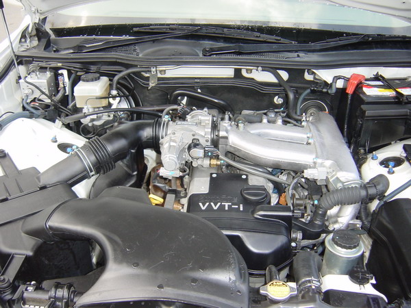 2001 Toyota Crown Photos