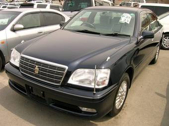 2001 Toyota Crown Pics