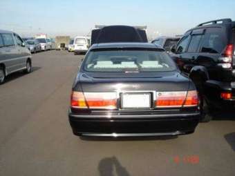 2001 Toyota Crown Pictures