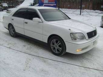 2001 Toyota Crown Pictures